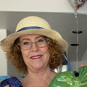 Meet your Posher, Bette